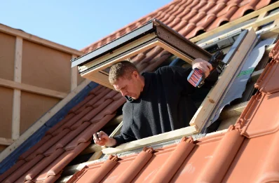 Pose de fenêtres de toit Velux à Goviller